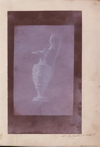 （マルタの花瓶） 作： William Henry Fox Talbot